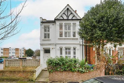 3 bedroom flat for sale, Hereford Road, Acton, London, W3