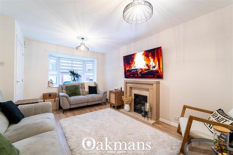8 Calcutt Way, Shirley, Solihull, B90 1RS