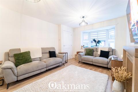 8 Calcutt Way, Shirley, Solihull, B90 1RS