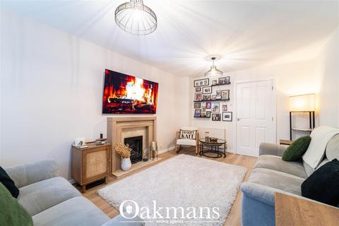 8 Calcutt Way, Shirley, Solihull, B90 1RS
