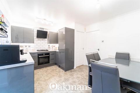 8 Calcutt Way, Shirley, Solihull, B90 1RS