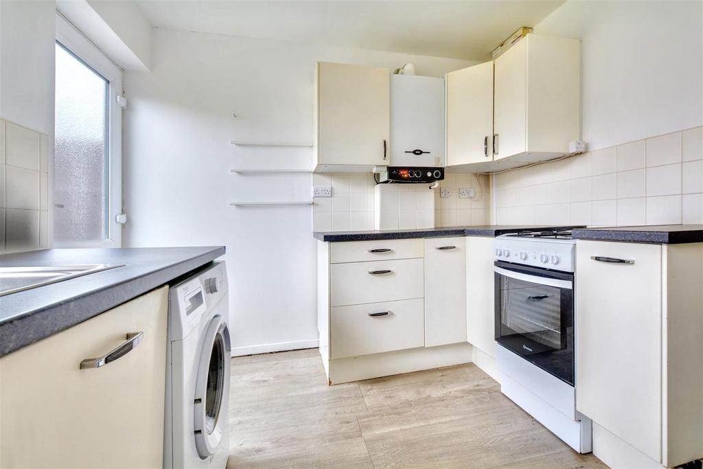 Kitchen 3.jpeg