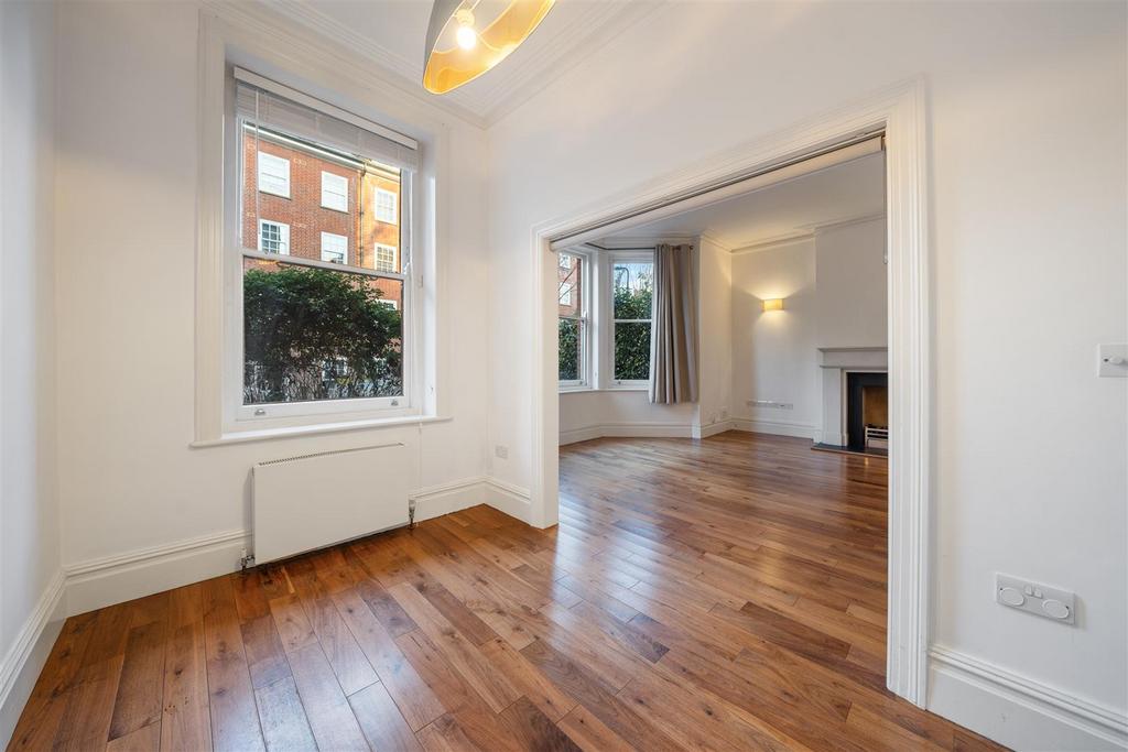 Flat 1, Antrim Mansions NW3 4 XT-11.jpg