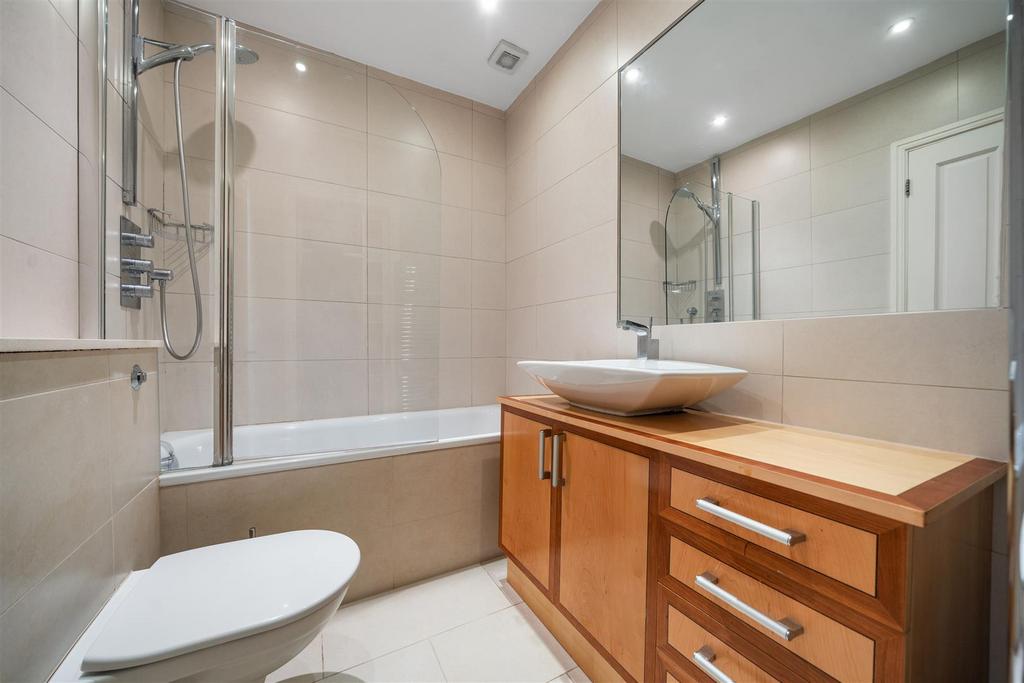 Flat 1, Antrim Mansions NW3 4 XT-4.jpg