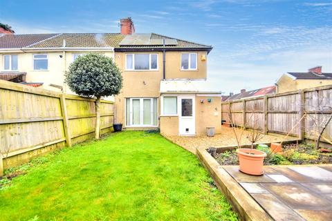 3 bedroom end of terrace house for sale, Marsh Street, Avonmouth