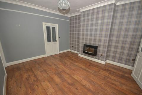 2 bedroom flat for sale, Oxford Avenue, South Shields