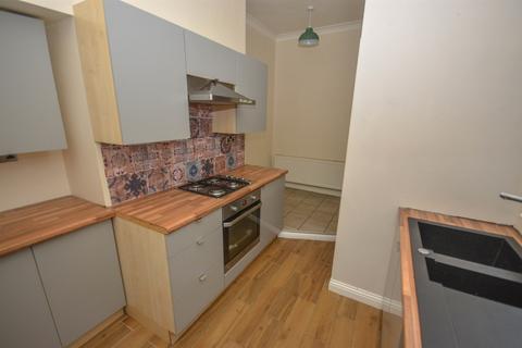 2 bedroom flat for sale, Oxford Avenue, South Shields