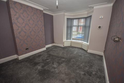 2 bedroom flat for sale, Oxford Avenue, South Shields