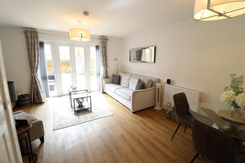 2 bedroom end of terrace house for sale, Killarney Crescent, West Thurrock RM20