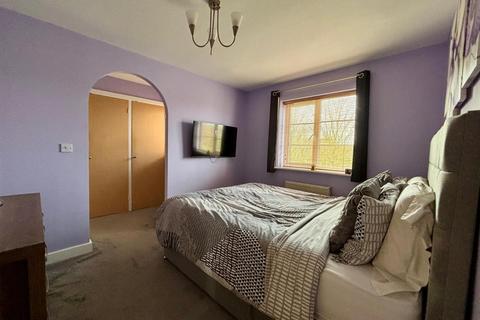 1 Clover Field, Northampton, NN4 5DB
