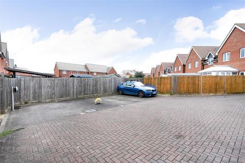 3 bedroom end of terrace house for sale, Star Lane, Margate