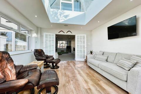 3 bedroom detached house for sale, Alder Road, Folkestone