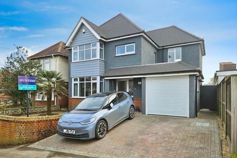 3 bedroom detached house for sale, Alder Road, Folkestone