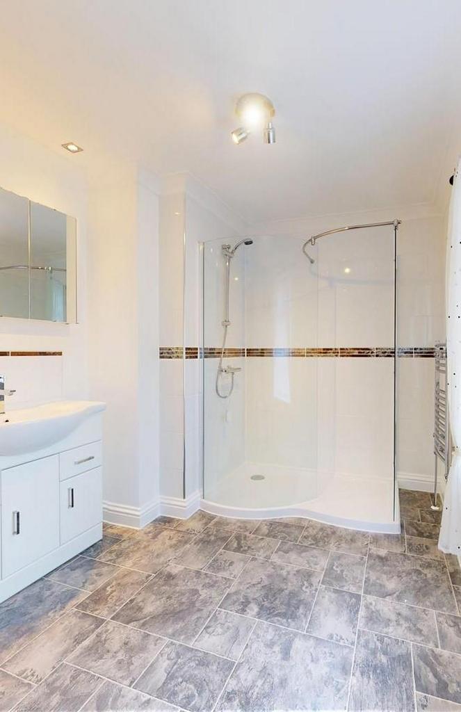 Annex Shower Room