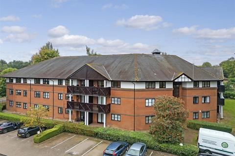 2 bedroom apartment for sale, Booths Court, Hutton Poplars, Brentwood