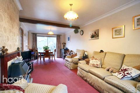 3 bedroom semi-detached house for sale, Meadow Walk, Dartford