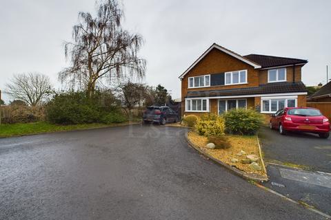 54 Buttermere Road, Stourport-on-severn, DY13 8NX