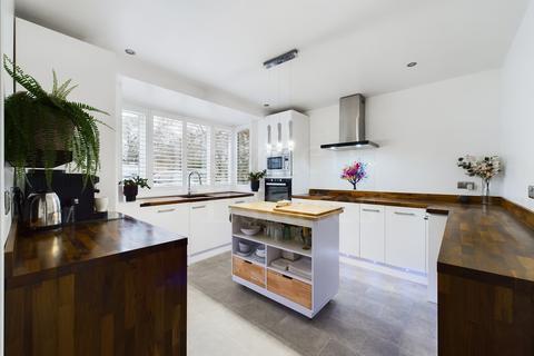 54 Buttermere Road, Stourport-on-severn, DY13 8NX