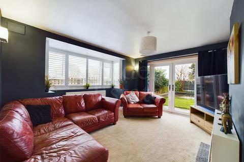 54 Buttermere Road, Stourport-on-severn, DY13 8NX