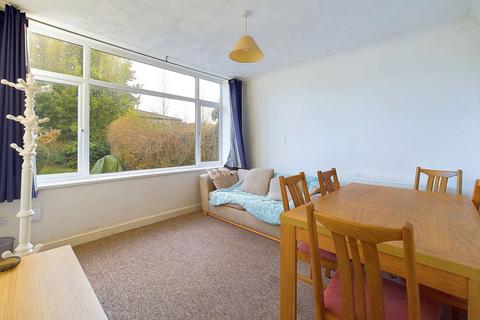Flat 3, 17 Winchester Road, Worthing, BN11 4DJ