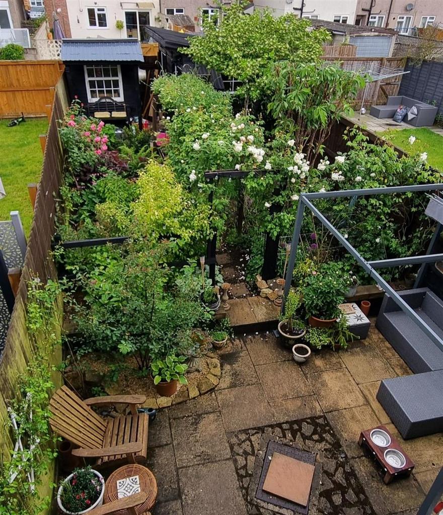 Garden1.jpg