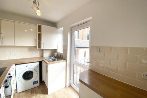 2 bedroom terraced house to rent, Merton Road, London, SW19