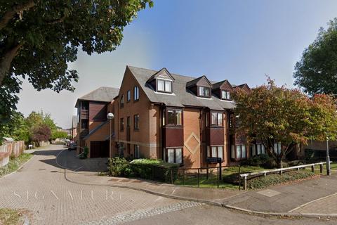 2 bedroom retirement property for sale, The Crescent, Abbots Langley