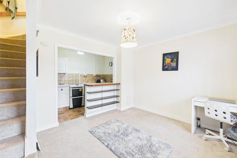 1 bedroom end of terrace house to rent, Meadway, Twickenham