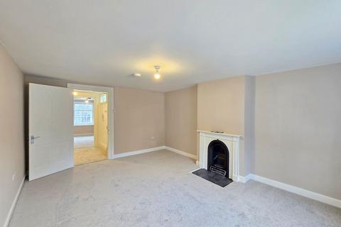 undefined, Taylor Square, Tavistock PL19