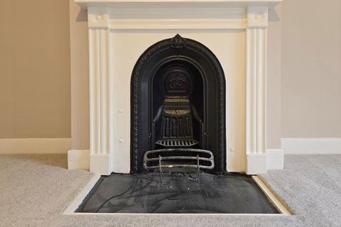 undefined, Taylor Square, Tavistock PL19