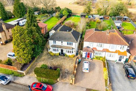 4 bedroom detached house for sale, Toms Lane, Kings Langley