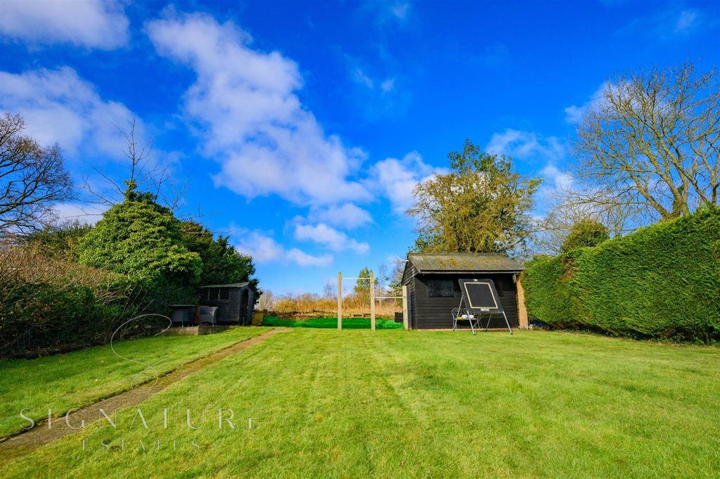 115 Toms Lane Bedmond 8.jpg
