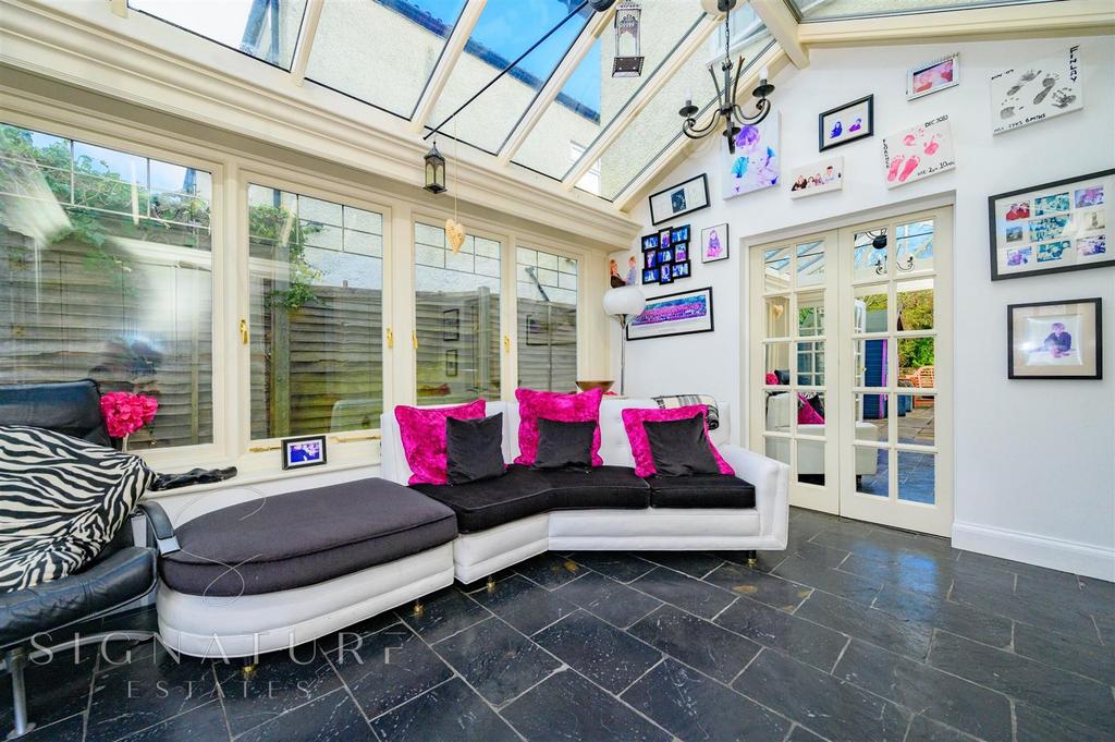 15 Toms Lane Bedmond 86.jpg