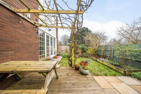 3 bedroom semi-detached house for sale, Cantley Gardens, Crystal Palace