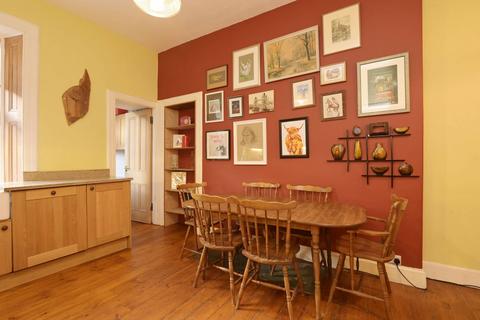 56 Cornhill Terrace, Edinburgh, EH6 8EL