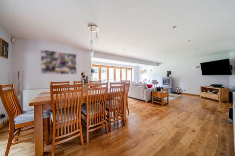 5 Sears Close, Shefford, SG17 5HG