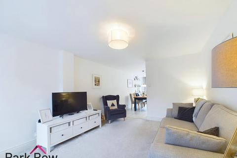25 School Lane, South Milford, Leeds, LS25 5NA