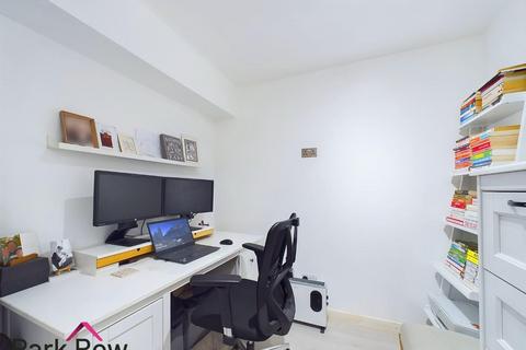 25 School Lane, South Milford, Leeds, LS25 5NA