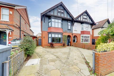 5 bedroom semi-detached house for sale, Heene Road, Worthing BN11