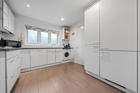 22 Macdowall Road, Guildford, GU2 9LD