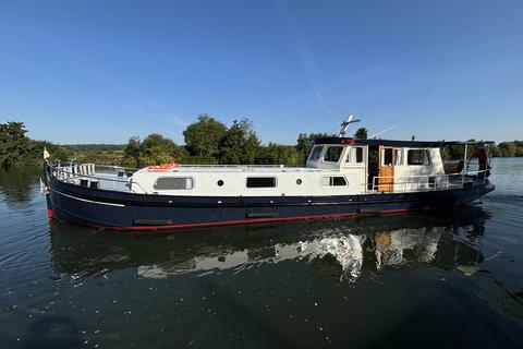 2 bedroom houseboat for sale, Temple Lane, Marlow SL7