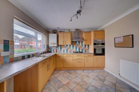 3 bedroom detached house for sale, Elm Road, Evesham, WR11