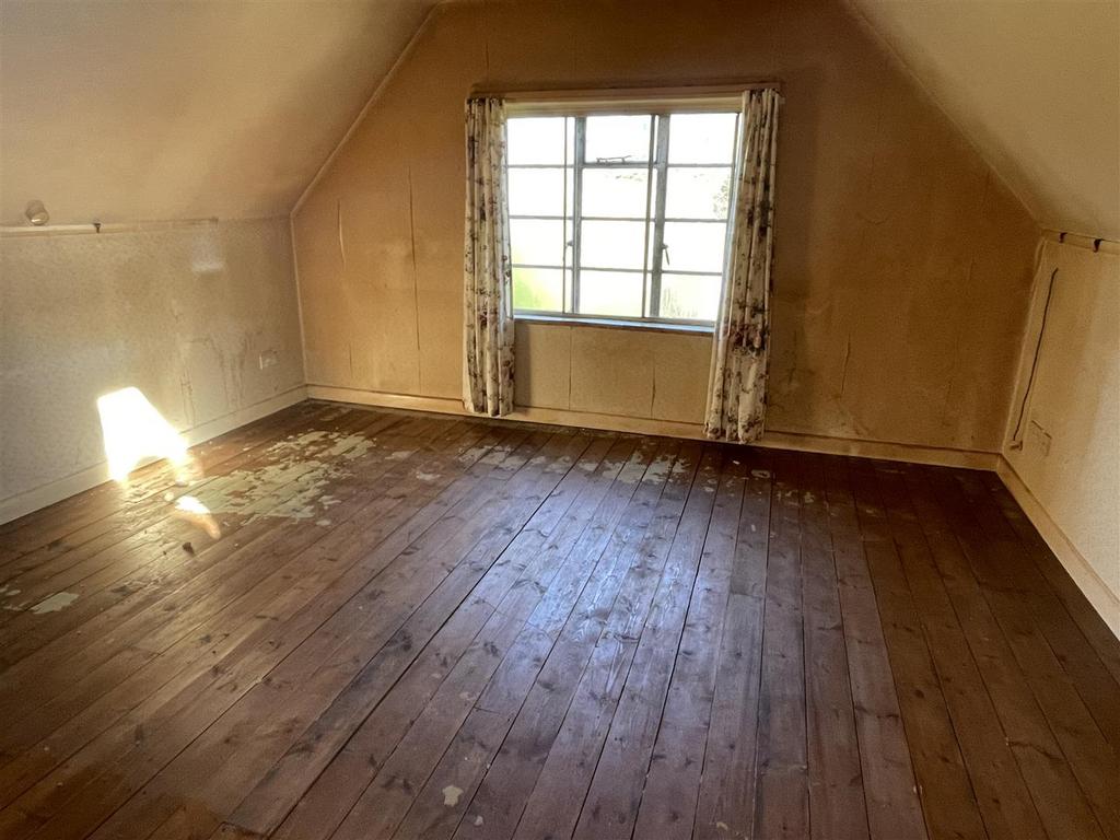 Bedroom 3.JPG