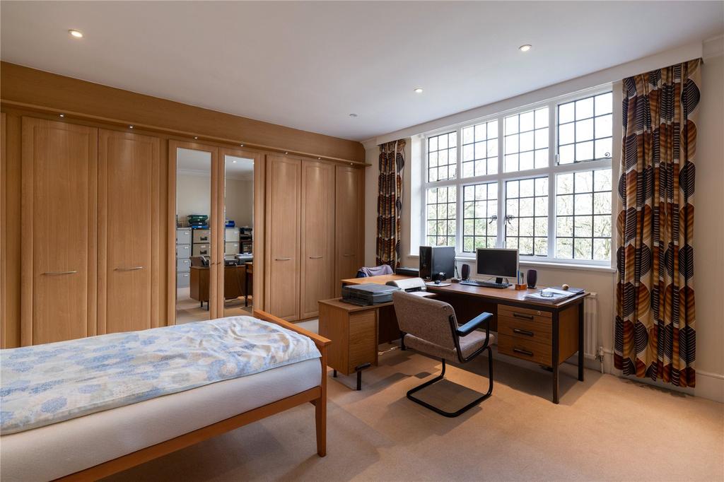 Bedroom Two/Study