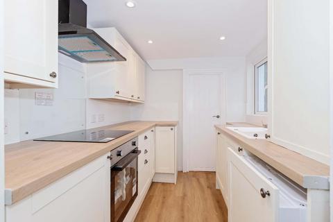 3 bedroom house for sale, Lynton Street, Brighton