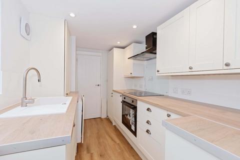 3 bedroom house for sale, Lynton Street, Brighton