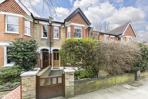 4 bedroom house to rent, Clovelly Road, London W5