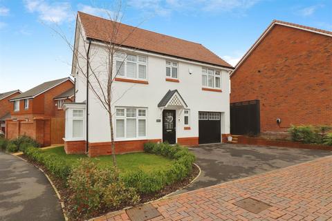 3 bedroom detached house for sale, Adelie Road, Nuneaton