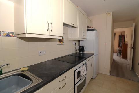 1 bedroom retirement property for sale, Sackville Court, Hastings Road, Bexhill on Sea, TN40