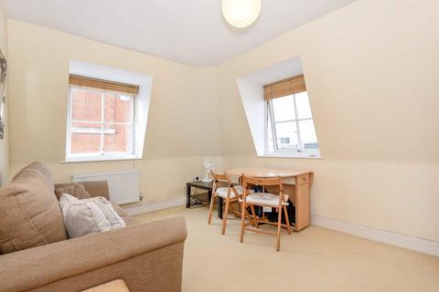 1 bedroom flat to rent, Garratt Lane, London SW17